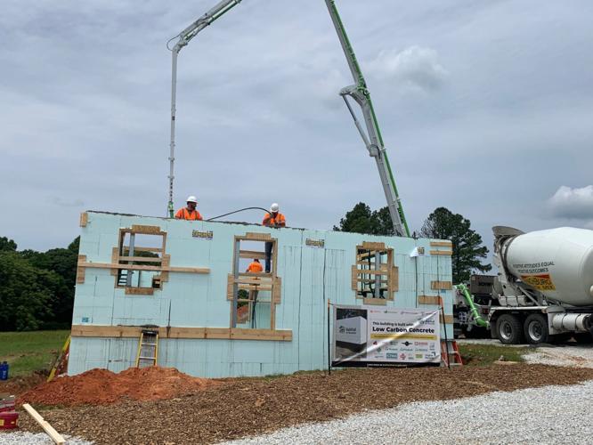 060524-lna-amh-news-habitat-p1