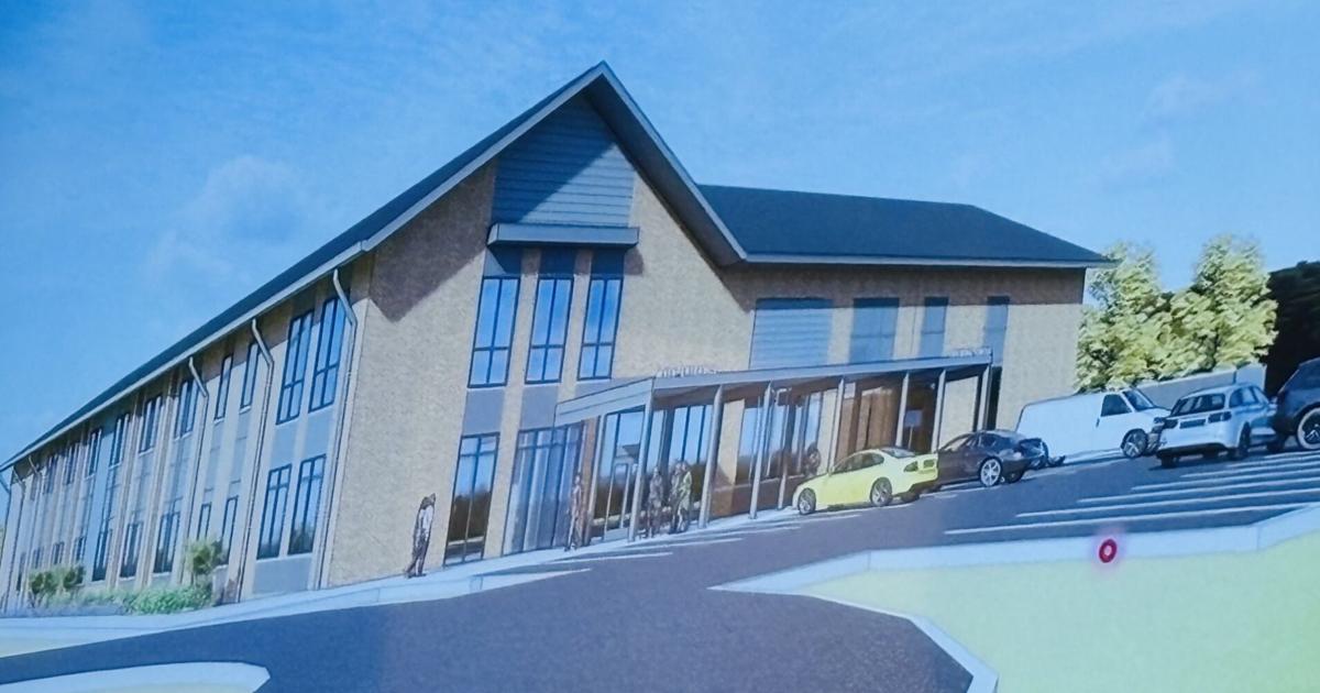 Dss Building Bedford board reviews sheriff's office, DSS building plans