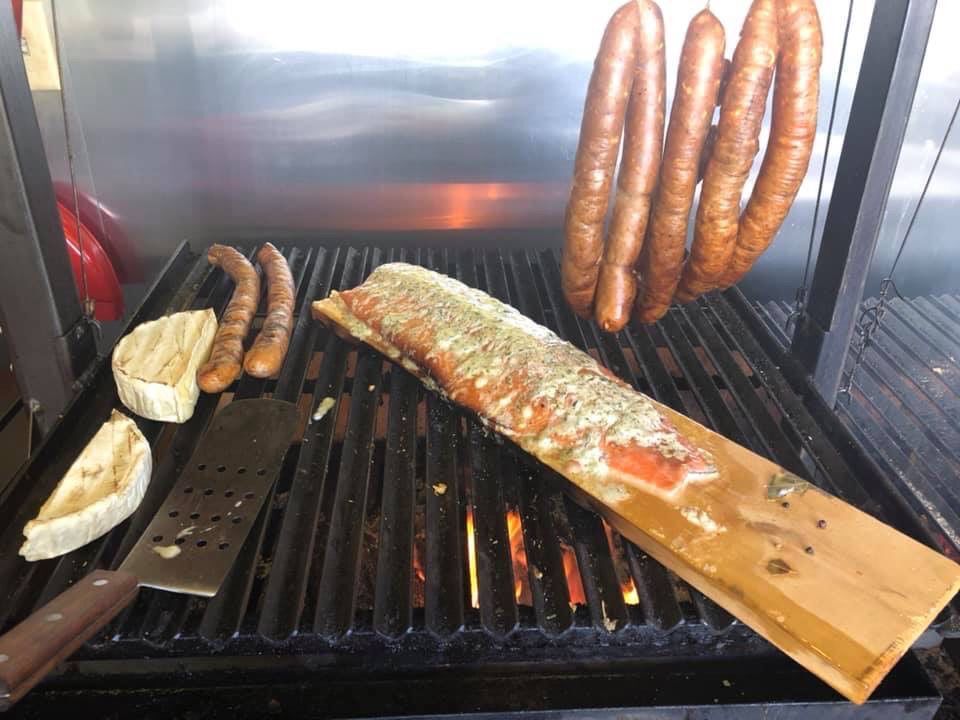 serving up food truck