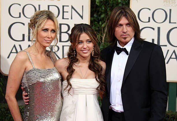 Miley Cyrus' parents: Billy Ray Cyrus' wife Tish files for divorce