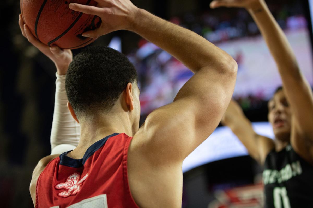 Homesley Takes Charge As Liberty Tops Stetson In Asun Semifinals