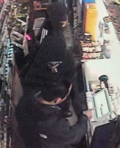 Lynchburg Convenience Store Robbed, Police Seek Suspects