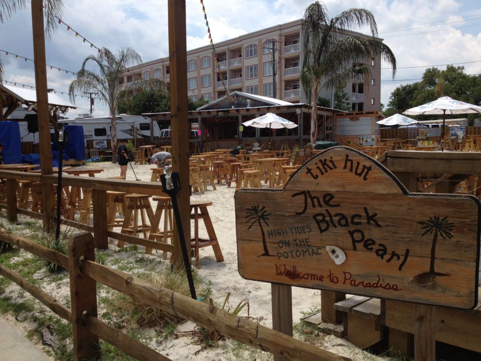 Summer road trip Colonial Beach, Virginia Features