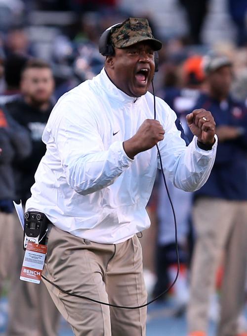 London Reportedly Will Become Howard Football Coach Cavaliers