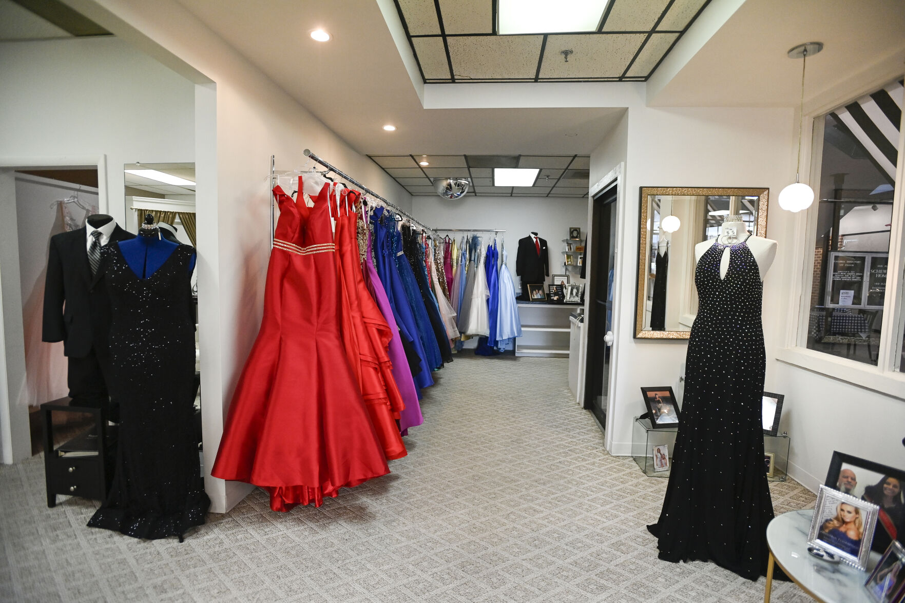 Prom dress hot sale stores downtown