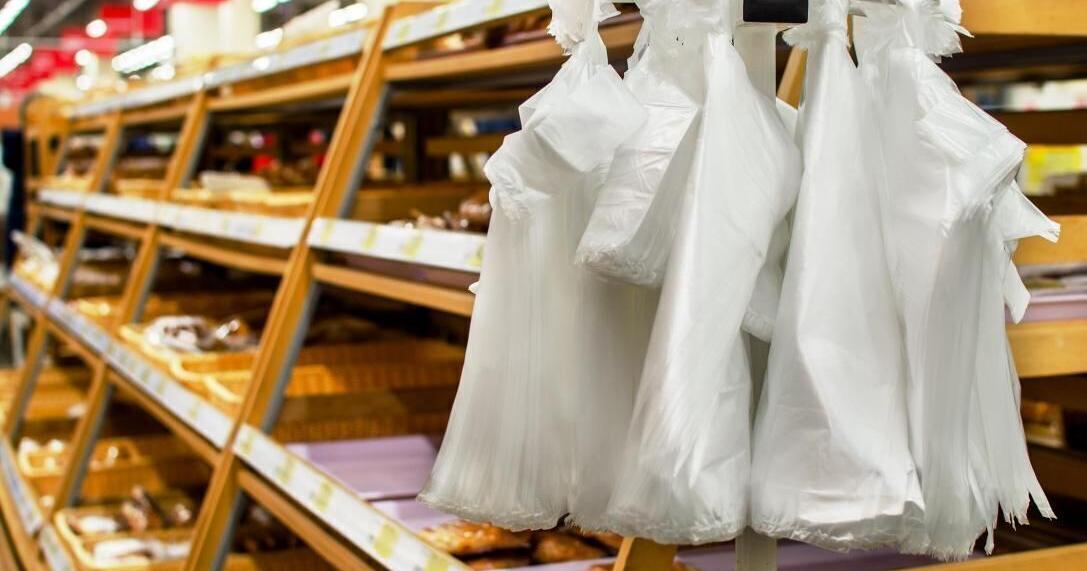 Charlottesville considering five-cent plastic bag tax - Vimarsana News