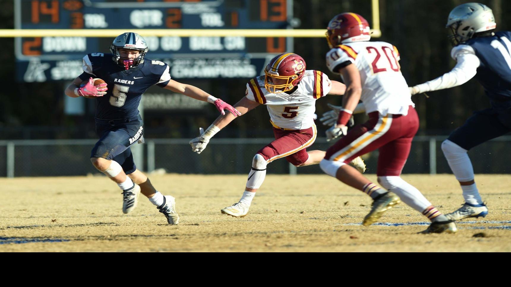 Senior Tyler Gilliam In His First Season Playing Football For
