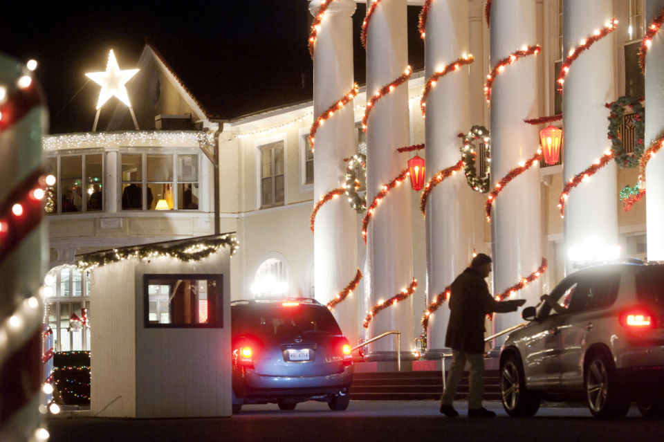 Christmas display at former Elks Home to open Friday