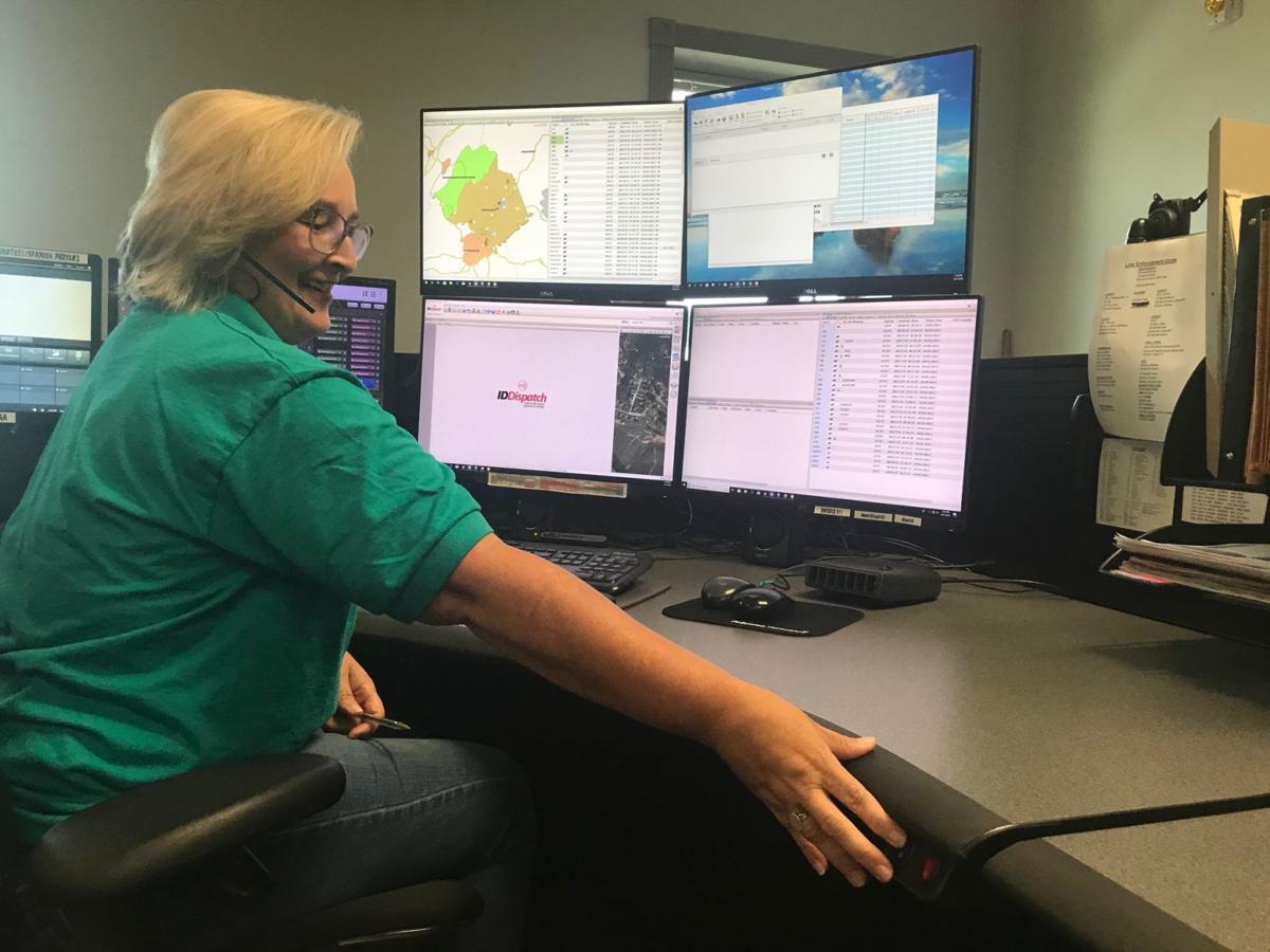 Amherst 911 Dispatchers Enjoy Recent Improvements To Desks Consoles News Newsadvance Com