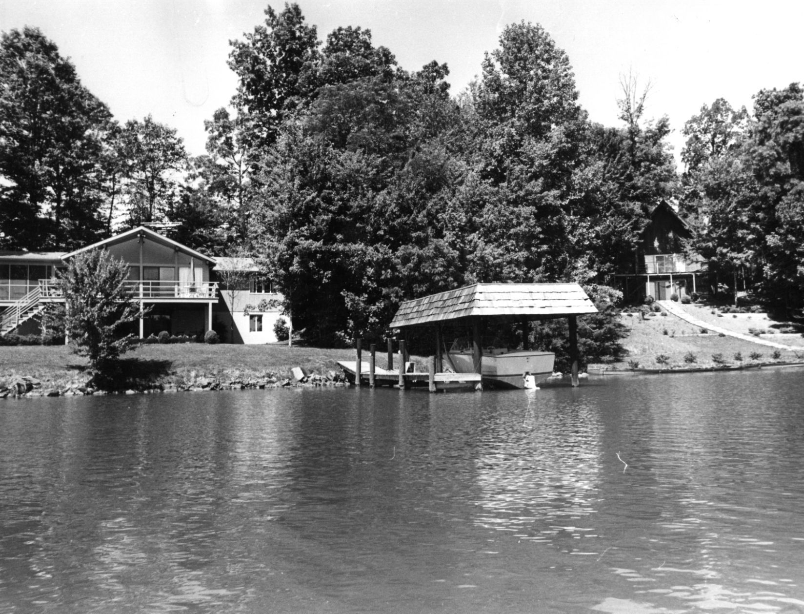 Photos Building Smith Mountain Lake a look back