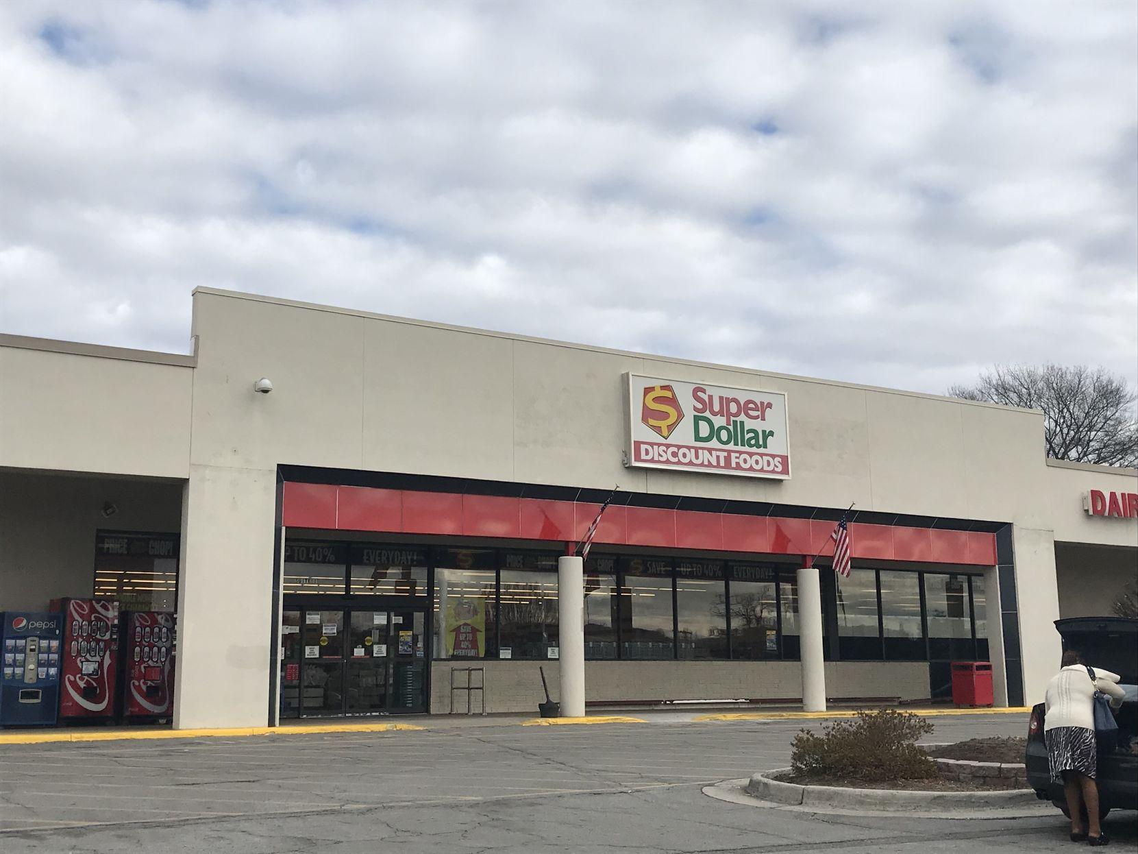 Super Dollar Discount Grocery In The Plaza Set To Close Local