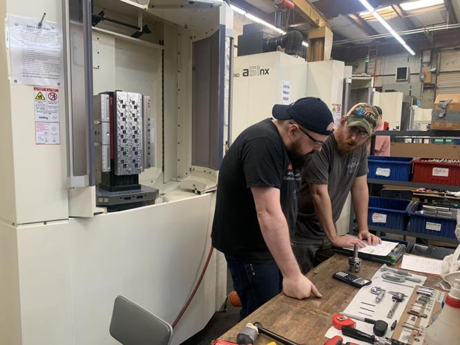 New multitenant building in Amelon Commerce Center moving closer to