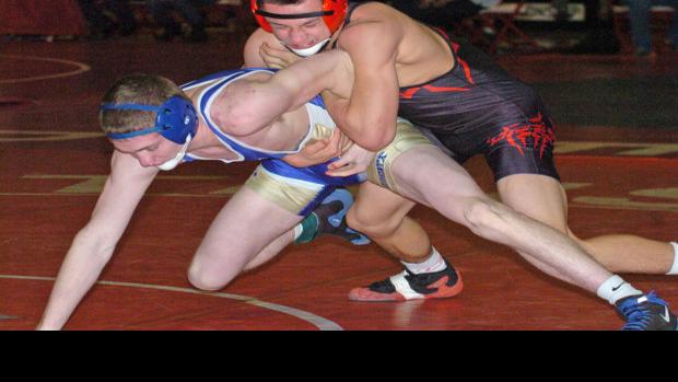 County Advances 15 Wrestlers To State Championships From The