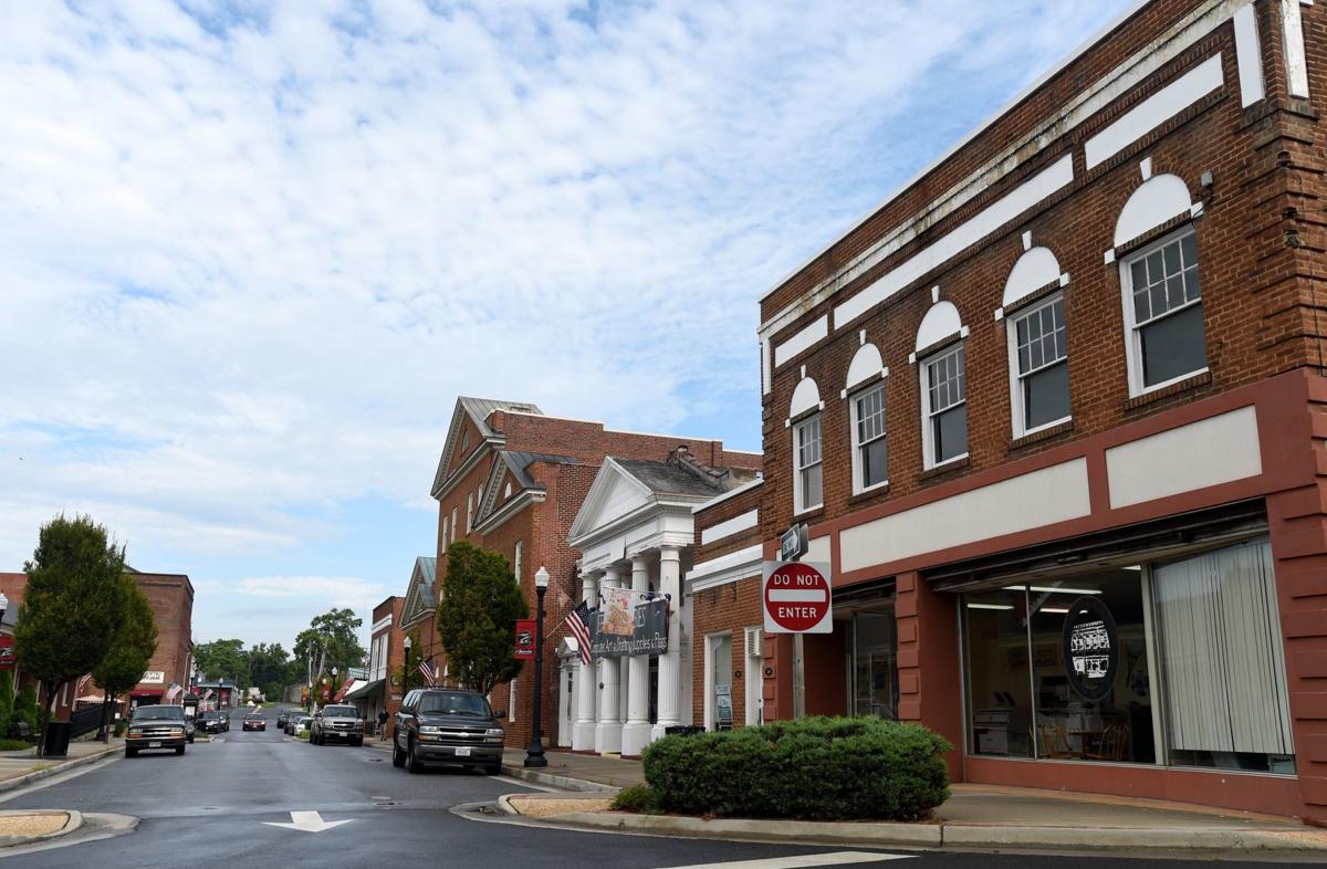 Checking Up Downtown Appomattox and a Puppy Editorials