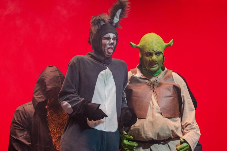 042326-lna-news-shrek