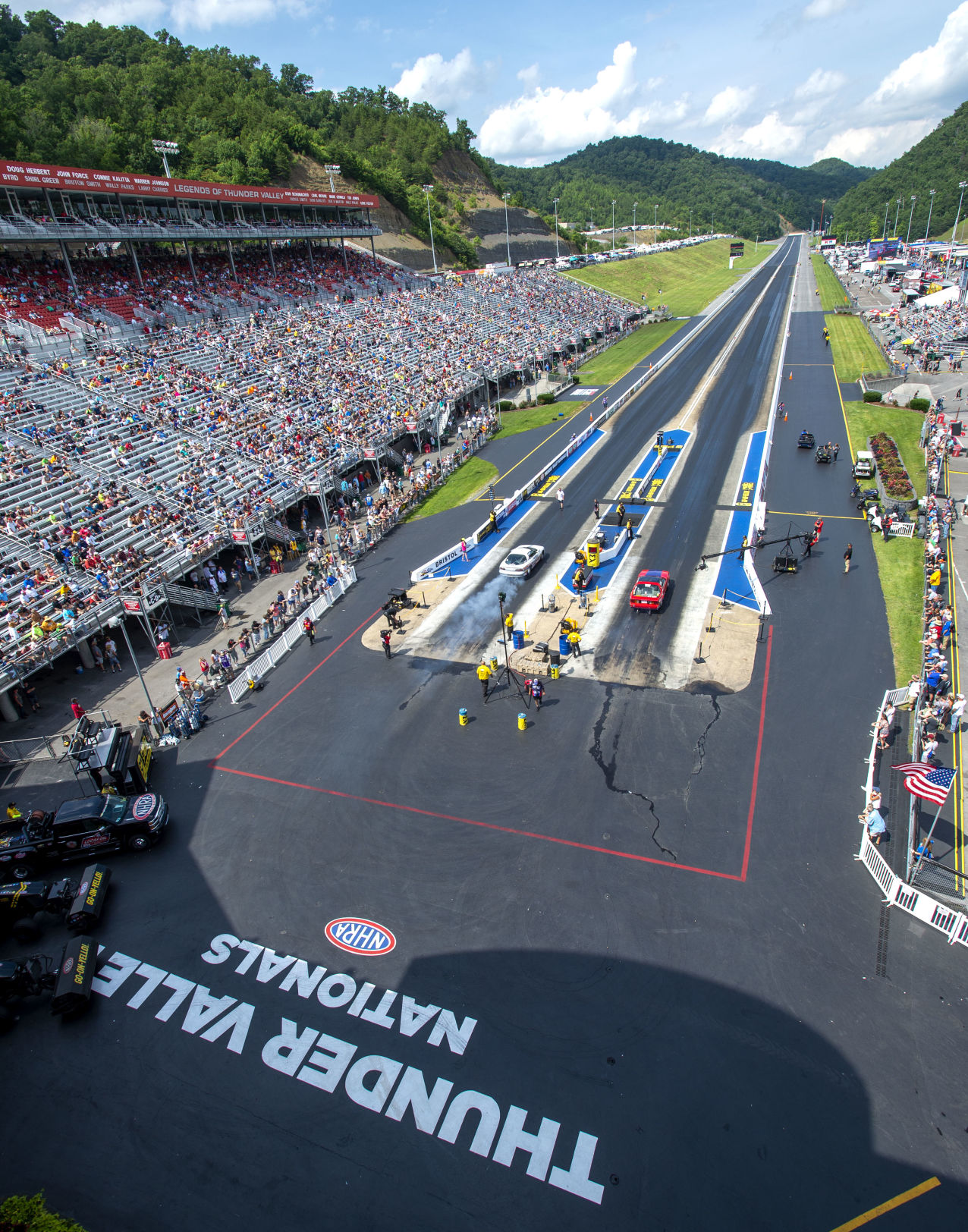 BRIEFS Bristol Dragway Releases 2020 Schedule National Sports   5d06cd8899ed6.image 