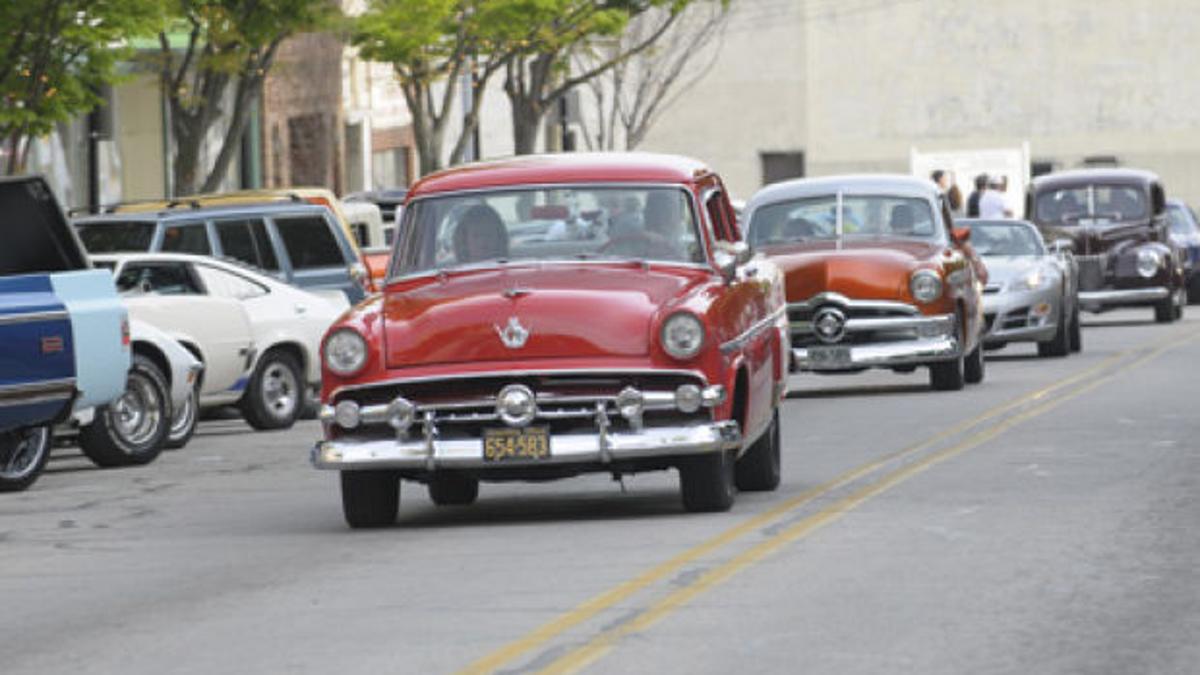 Classic Cars Set To Cruise To Reidsville From The Archives Newsadvance Com Classic Cars Set To Cruise To Reidsville From The Archives Newsadvance Com