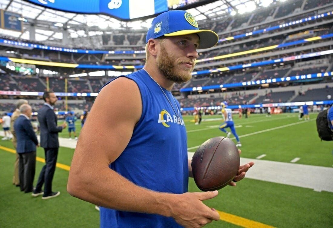 Los Angeles Rams wide receiver Cooper Kupp (10) makes a touchdown