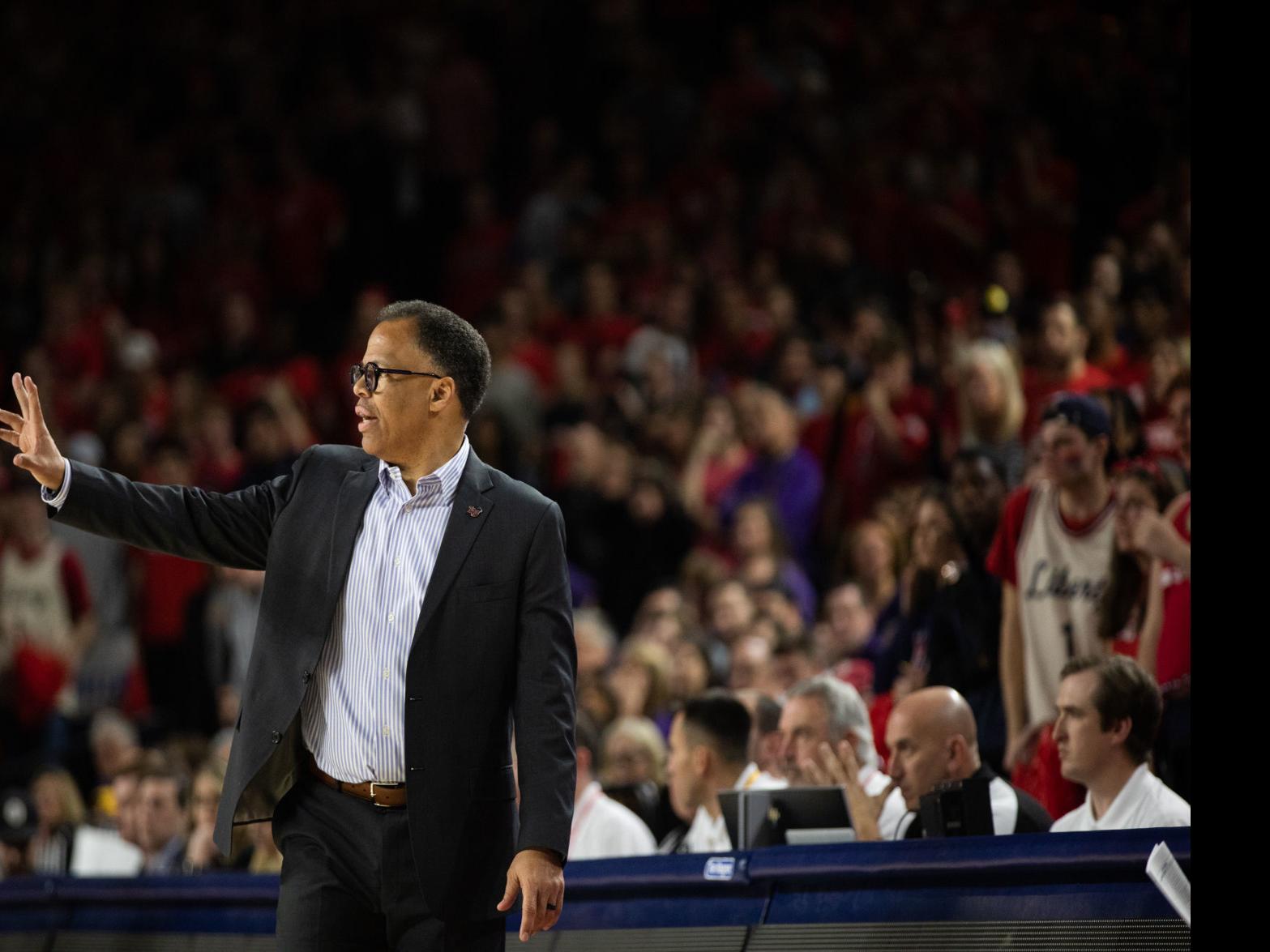 Liberty Men S Basketball Taking Baby Steps With Younger Roster