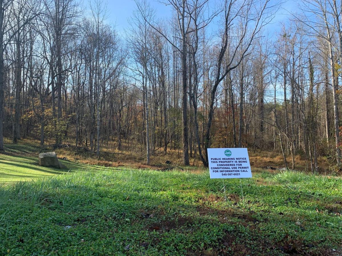 Bedford town planning commission postpones decision on townhouse