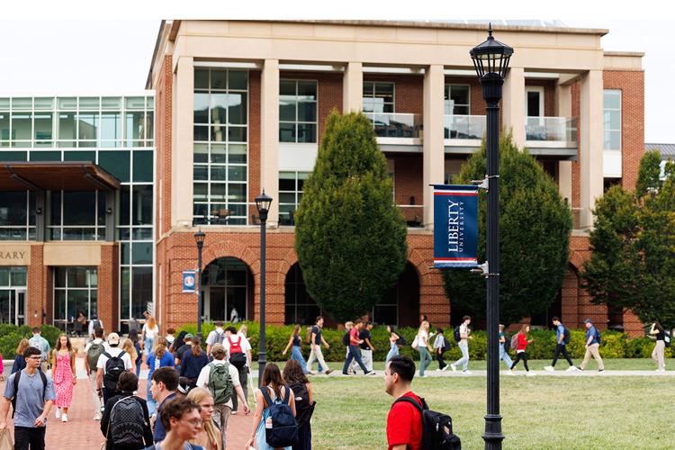 Liberty University sets record for largest incoming undergraduate on-campus class
