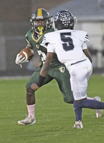 Nelson Varsity Football. 6.JPG