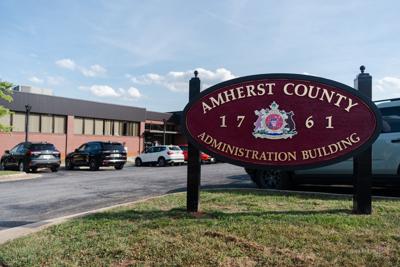 061726-lna-news-amherstadmin