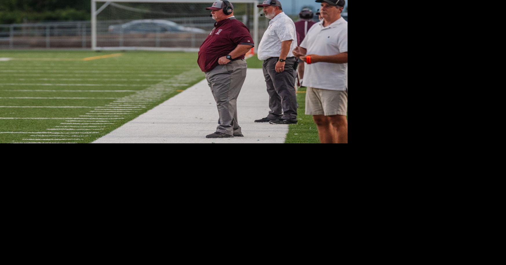 082826-lna-sports-salemglassfootball