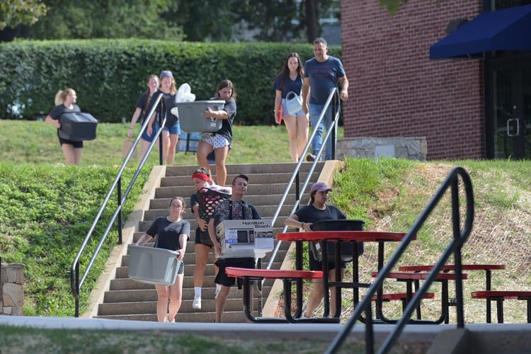 Liberty University Move In 03