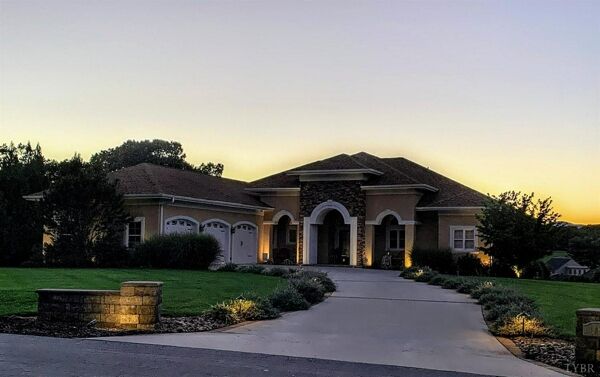 4 Bedroom Home in Forest - $599,000
