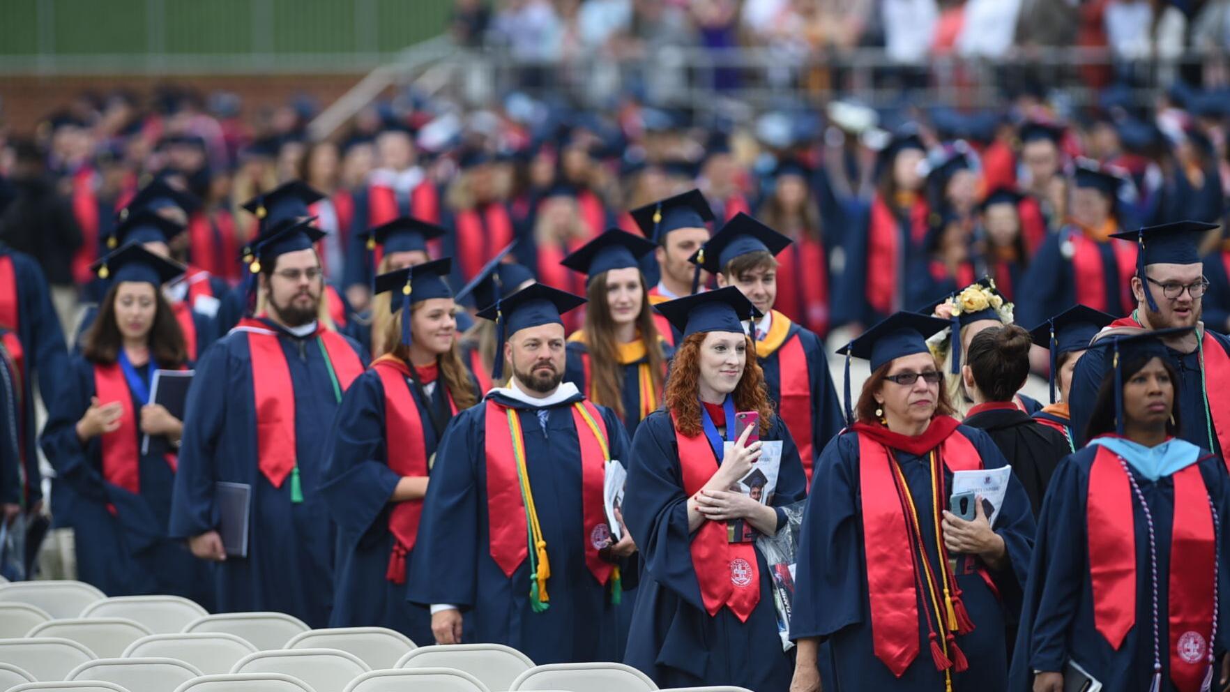 Liberty University To Hold Virtual Graduation Ceremony For Classes Of 2020 And 2021 Liberty University Newsadvance Com Liberty University Convocation Schedule 2022