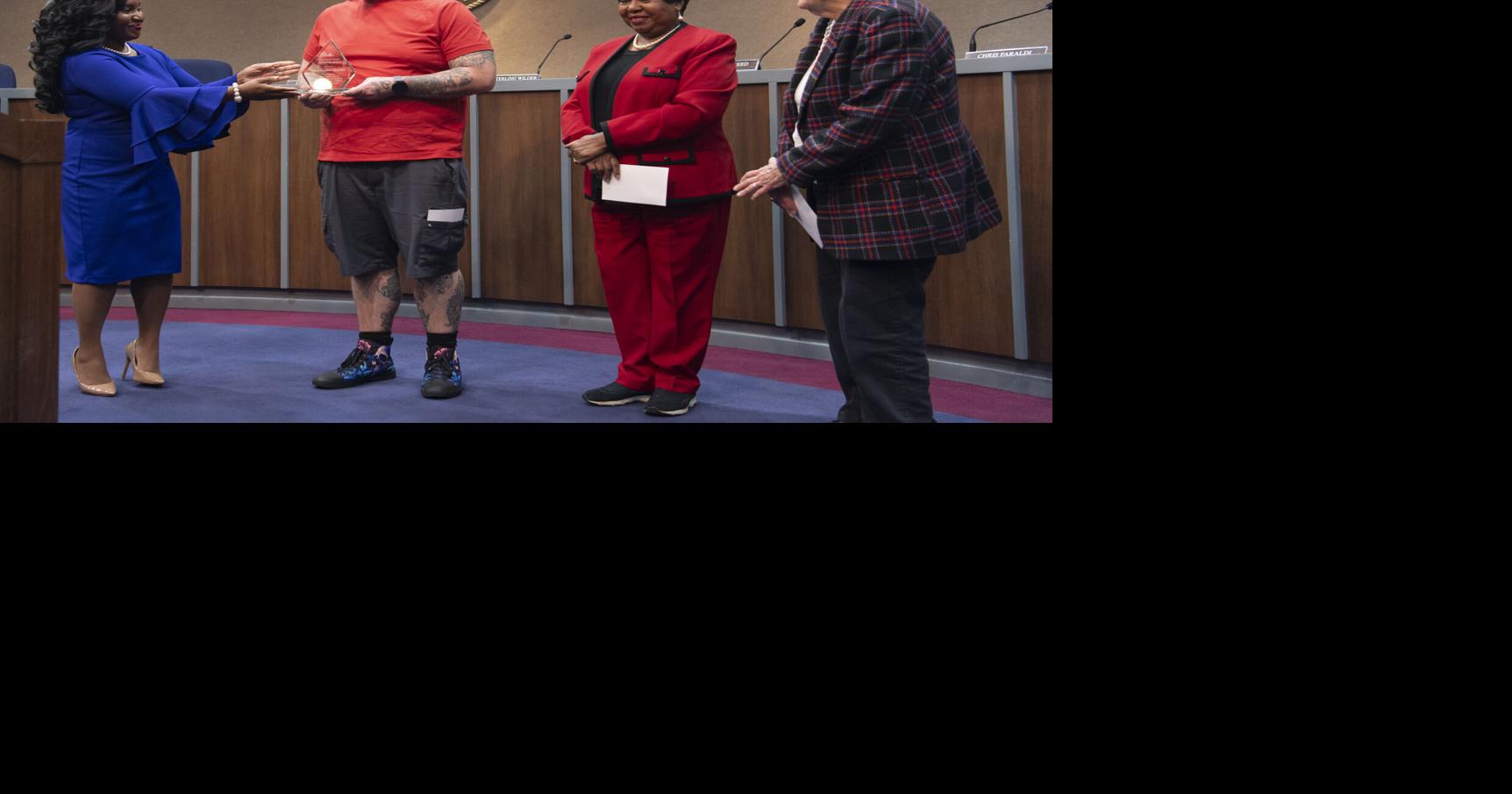 Lynchburg honors 5 graduates of adult recovery court program
