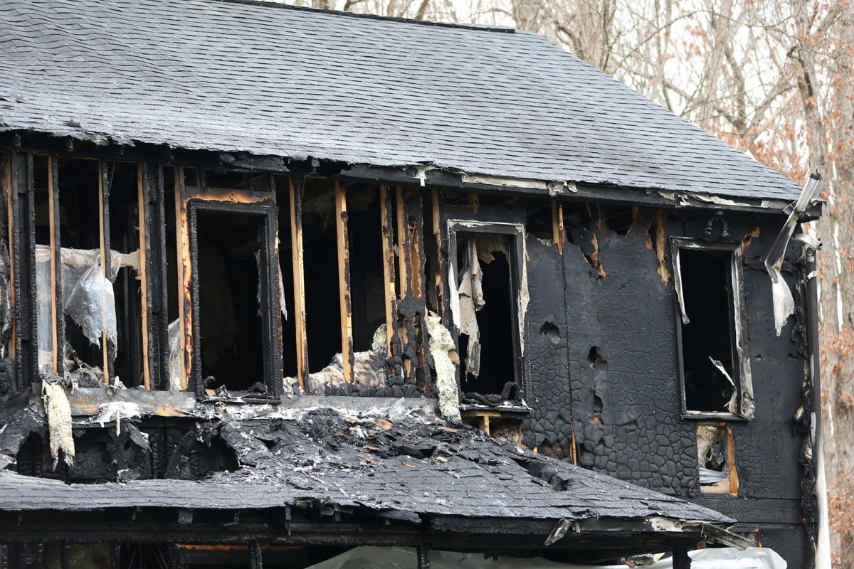 UPDATE One dead after Midlothian house fire State and Region