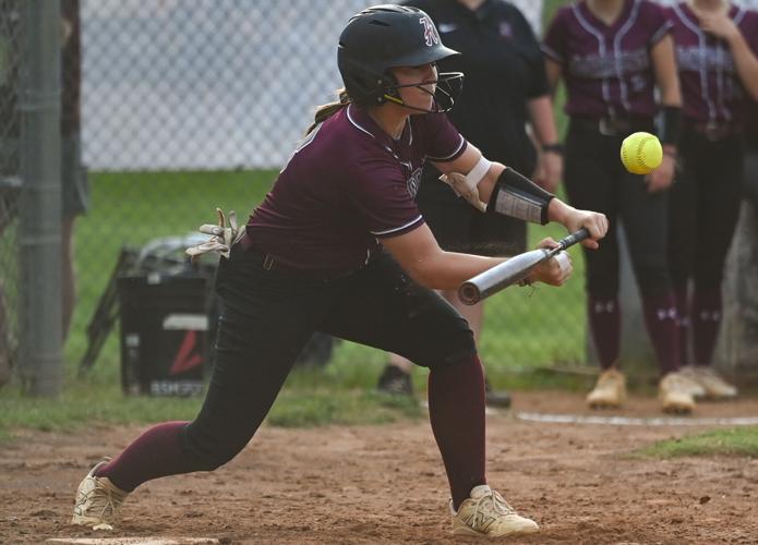 jf-amherst-softball