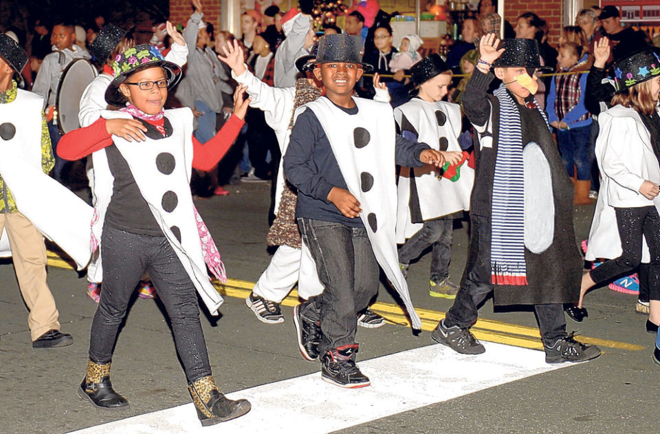 Amherst Christmas Parade LIfestyles