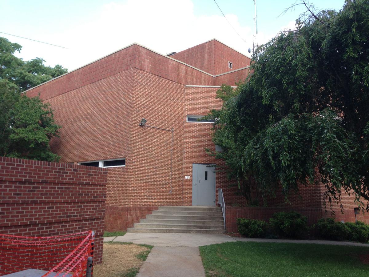 Amherst jail temporarily takes Pittsylvania inmates due to water line