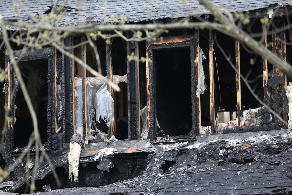 UPDATE One dead after Midlothian house fire State and Region