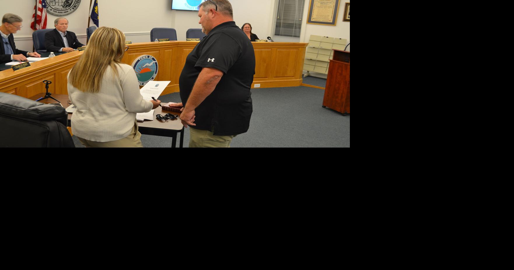 Sunset Beach mayor, new councilmen sworn in | News | newsargus.com