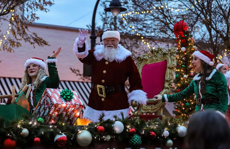 Christmas parades into Goldsboro Local News