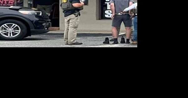 Current, former deputies face federal fraud, drug charges - Vimarsana News
