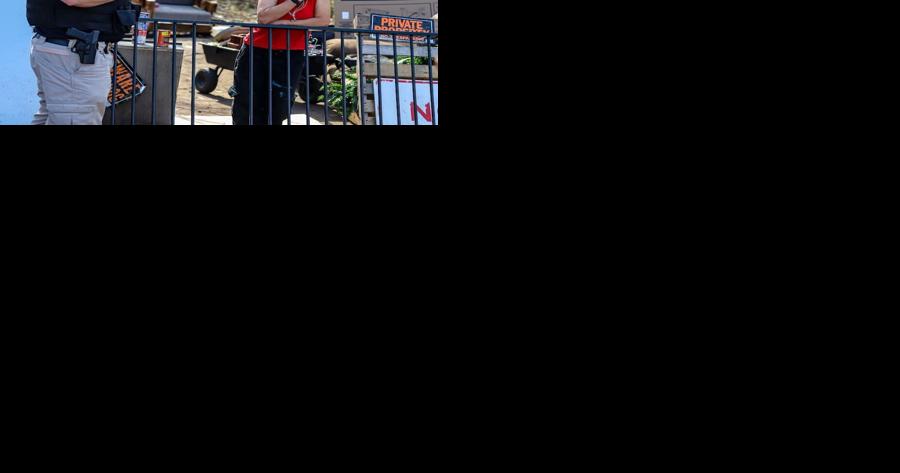 City dismantles homeless encampment - Vimarsana News