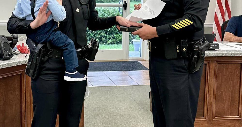 Vip Shilotthe Shallotte Police swear in new detective | News | newsargus.com