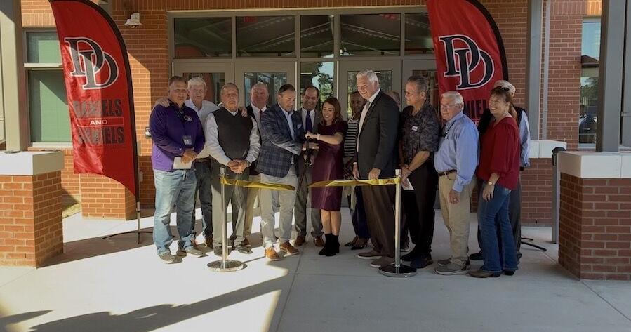 New Rosewood Middle School opens