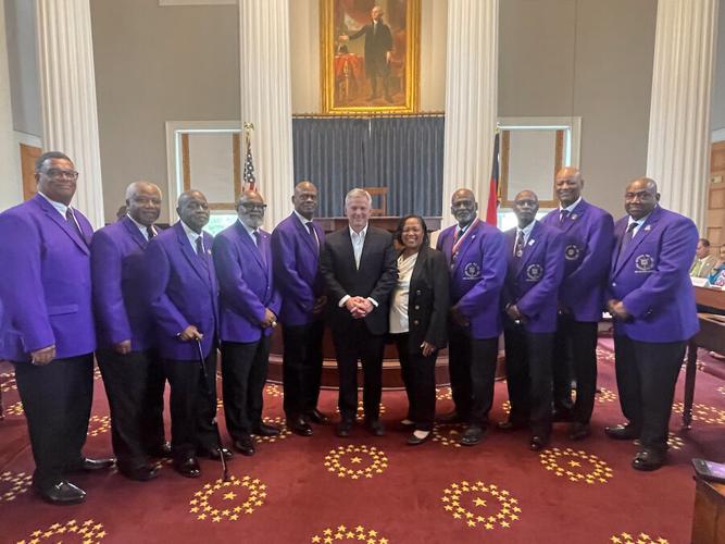 Stein honors fraternity for volunteerism, mentorship | Local News |  newsargus.com