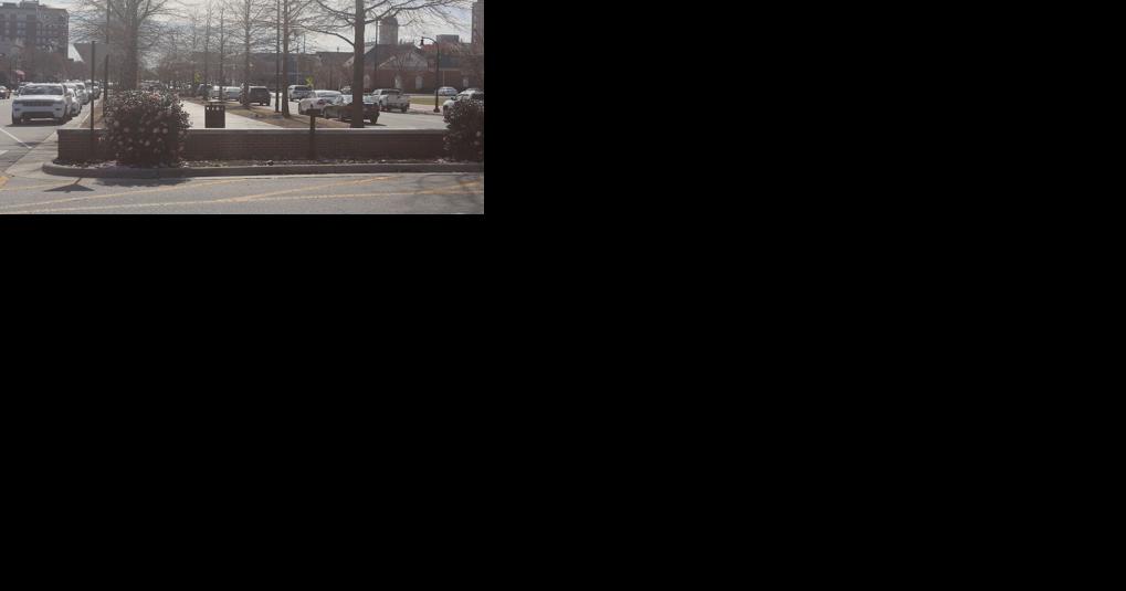 Event centers on downtown parking needs - Vimarsana News