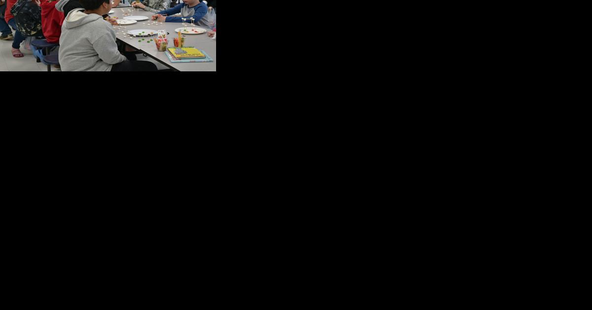 Virginia Williamson Elementary hosts Art Night - Vimarsana News