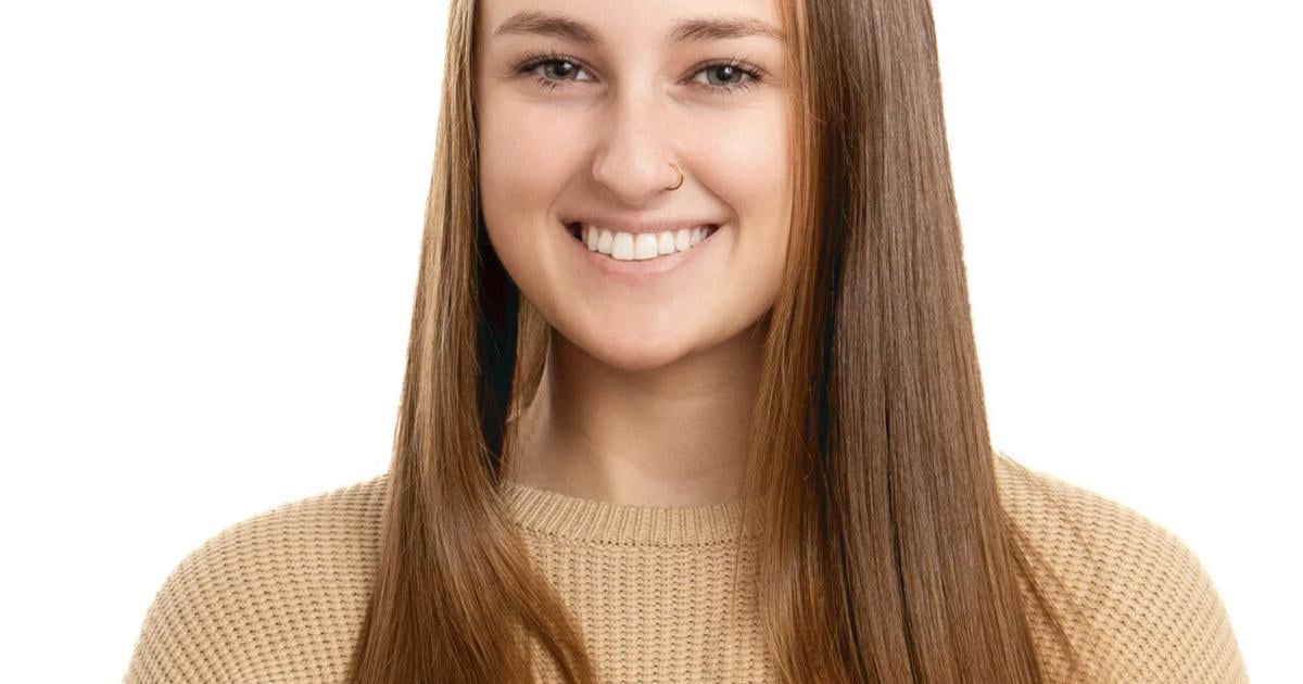 Meet The Beacon’s new reporter, Jenna Lapp