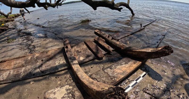 Archaeologists discover four at-risk shipwrecks on colonial waterfront at Brunswick Town/Fort Anderson