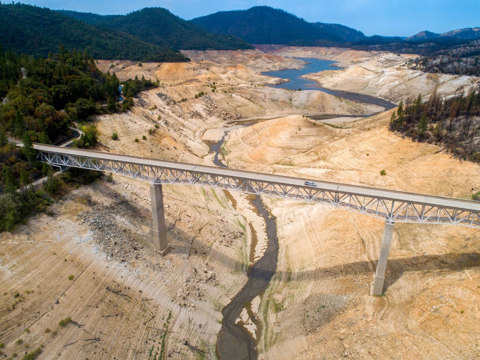 Low Lake Oroville Water Levels Force California DWR To Take Hyatt Plant   610da67b0eb63.image 