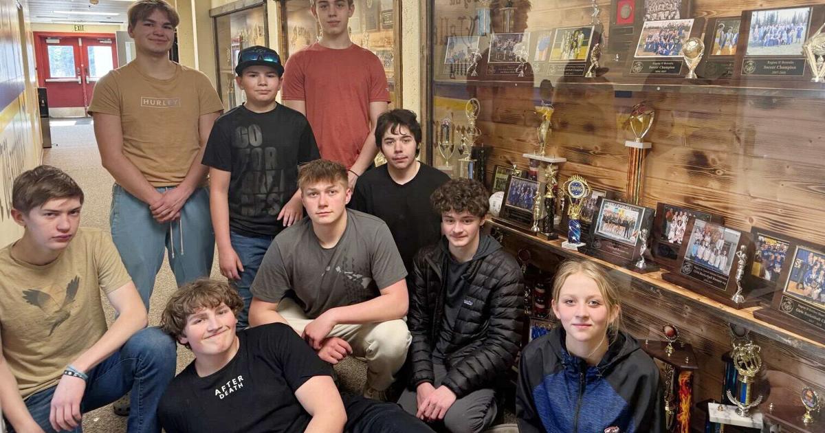 Career Tech class tackles school needs with service-learning style projects | Kris Capps Career Tech class tackles school needs with service-learning style projects | Kris Capps